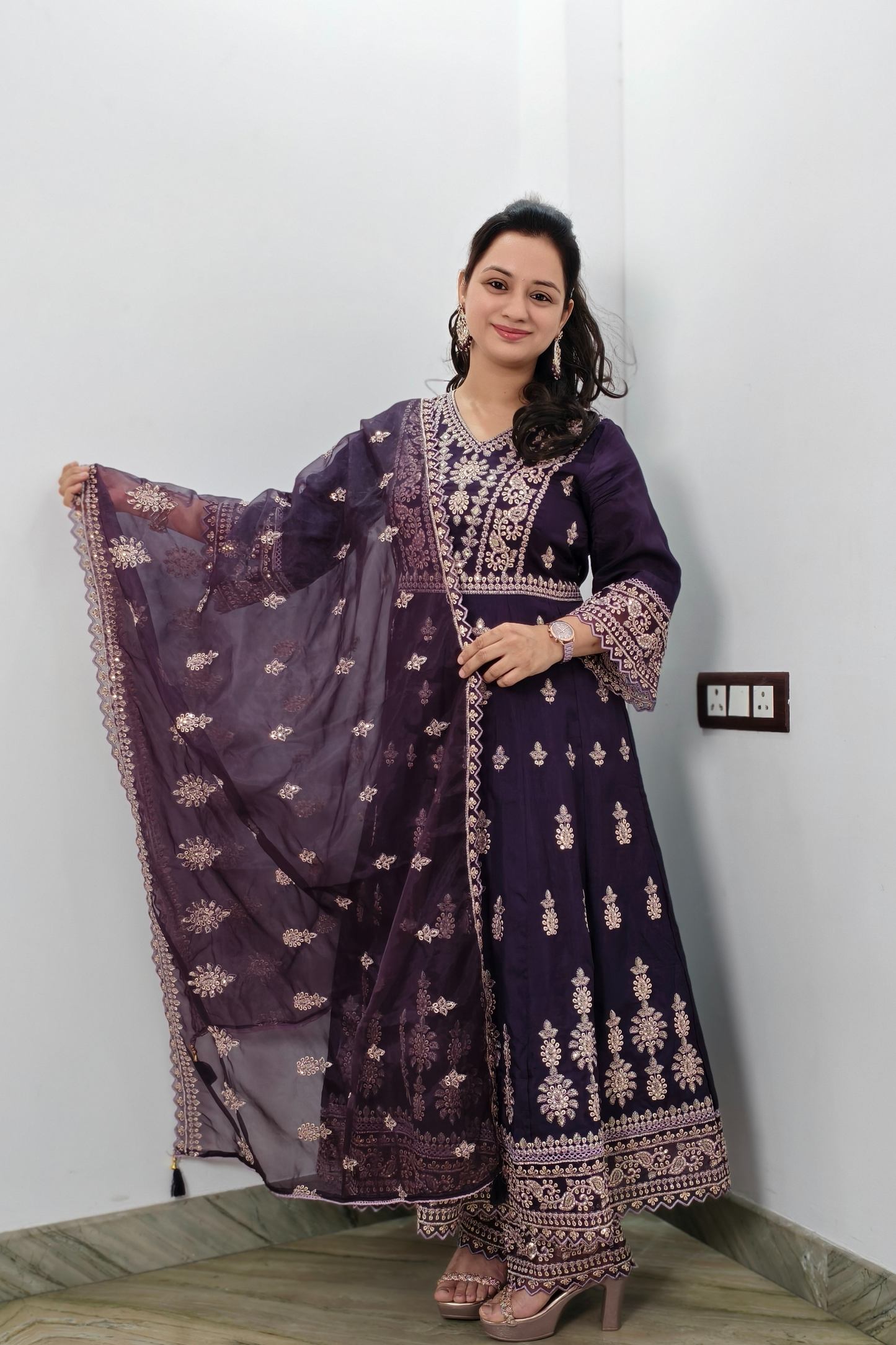 Muslim silk Thread work Anarkali Pakistani suit set with dupatta