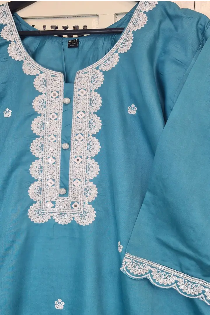 Sratight Silk Kurta set in Blue
