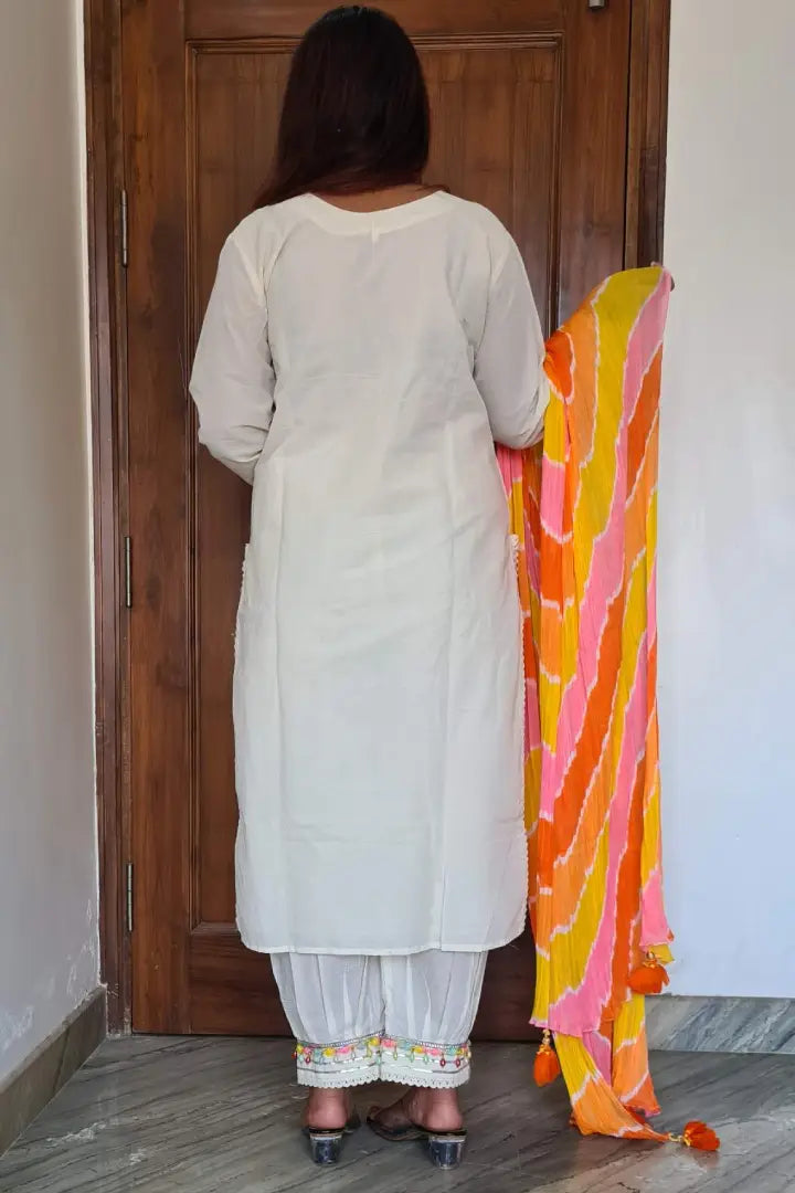 Straight Suit Set in Off white