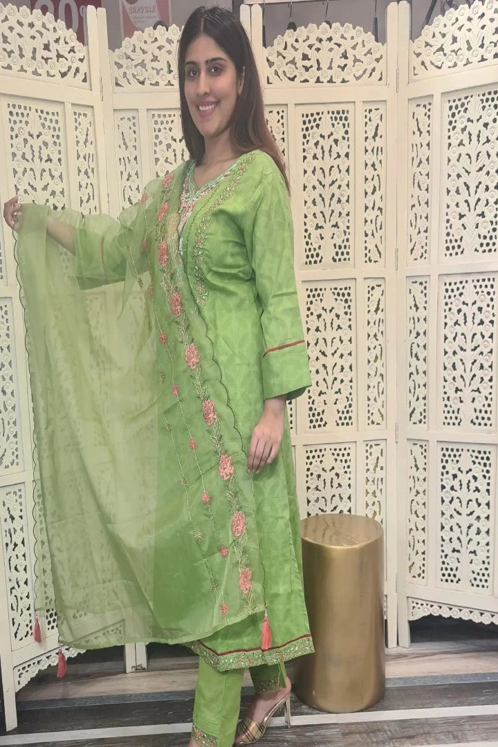 Aline Cotton Kurta Set With Thread Work Embroidery in Parrot-spendworthclothing-aline,Color_Parrot,Color_Parrot Green,Cotton-Suits-sets,cottonsuit sets,Item Type_Cotton Suits Sets,Item Type_Plazo Suits,Plazo-Suits,SUIT SET,SUIT-SETS