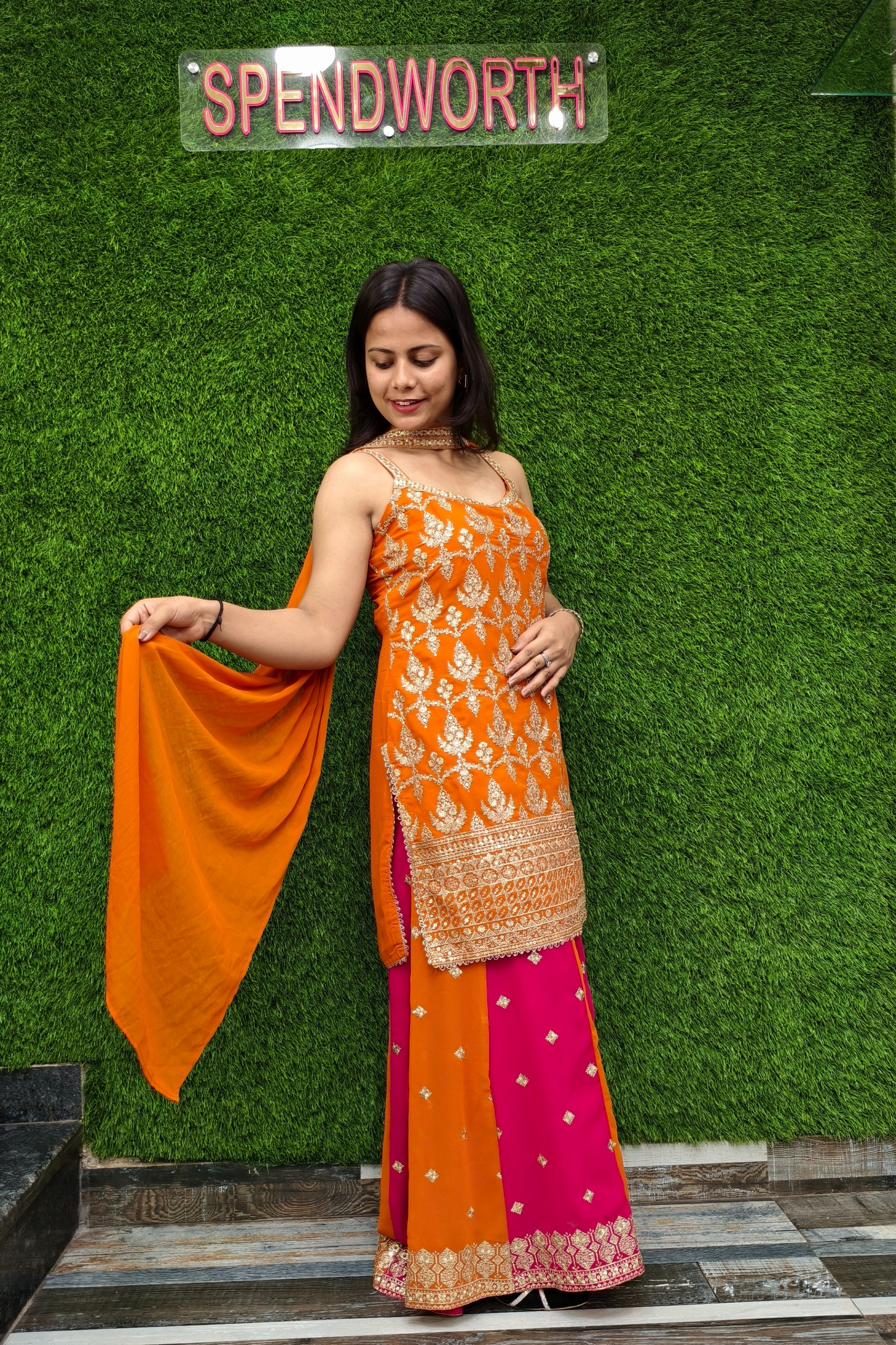 Straight contrast Sharara suit in orange