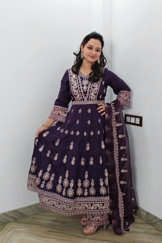 Muslim silk Thread work Anarkali Pakistani suit set with dupatta