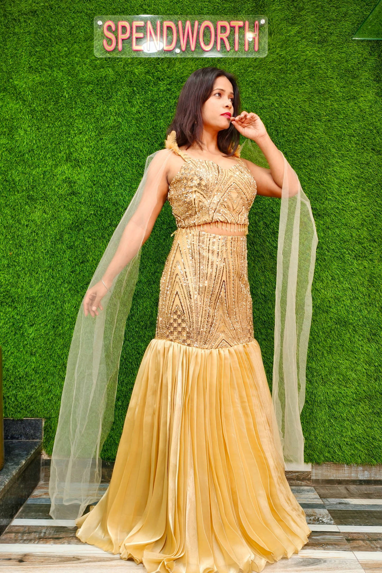Designer fish cut crop top skirt in Organza