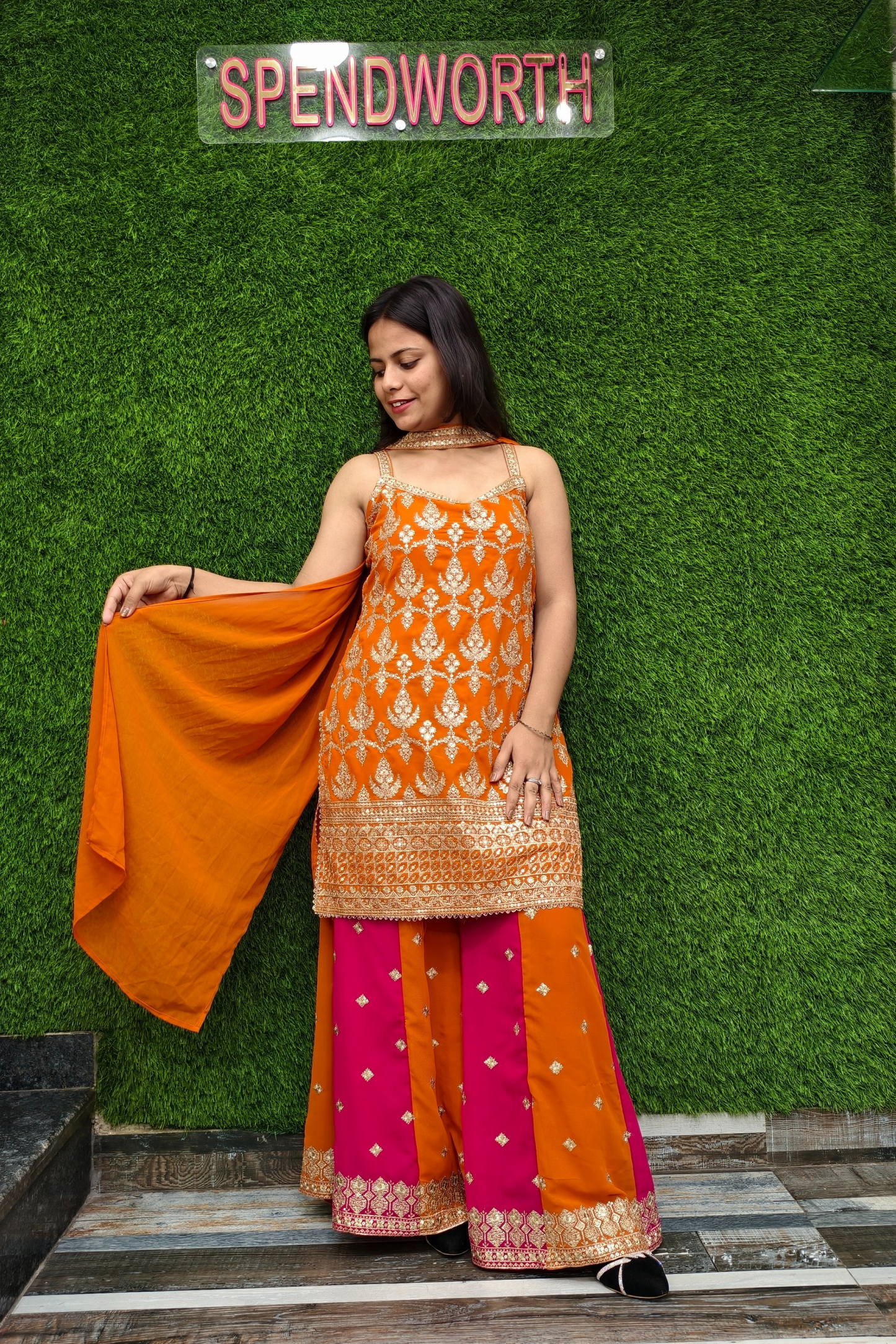 Straight contrast Sharara suit in orange
