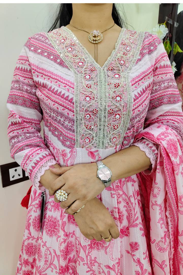 Anarkali Printed MulMul Kurta Set With Duppatta In Pink
