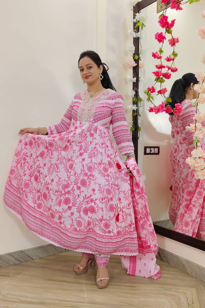 Anarkali Printed MulMul Kurta Set With Duppatta In Pink