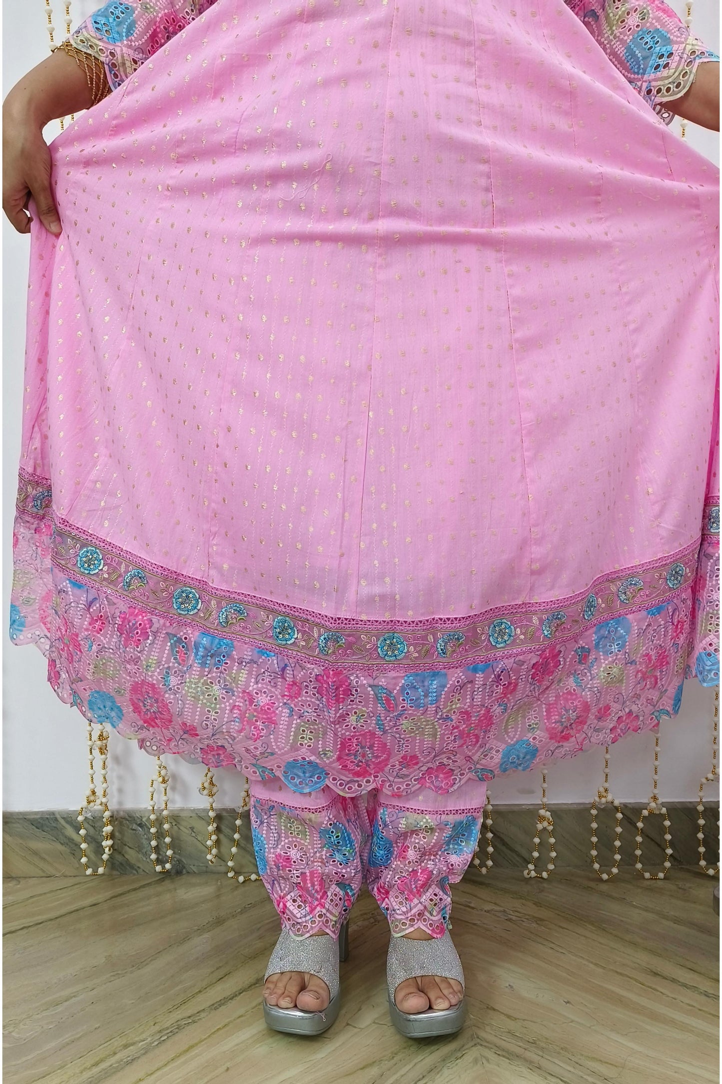 Full Flared Anarkali Embroidered Suit Set With Multi Work Scalping Organza Duppatta in Pink