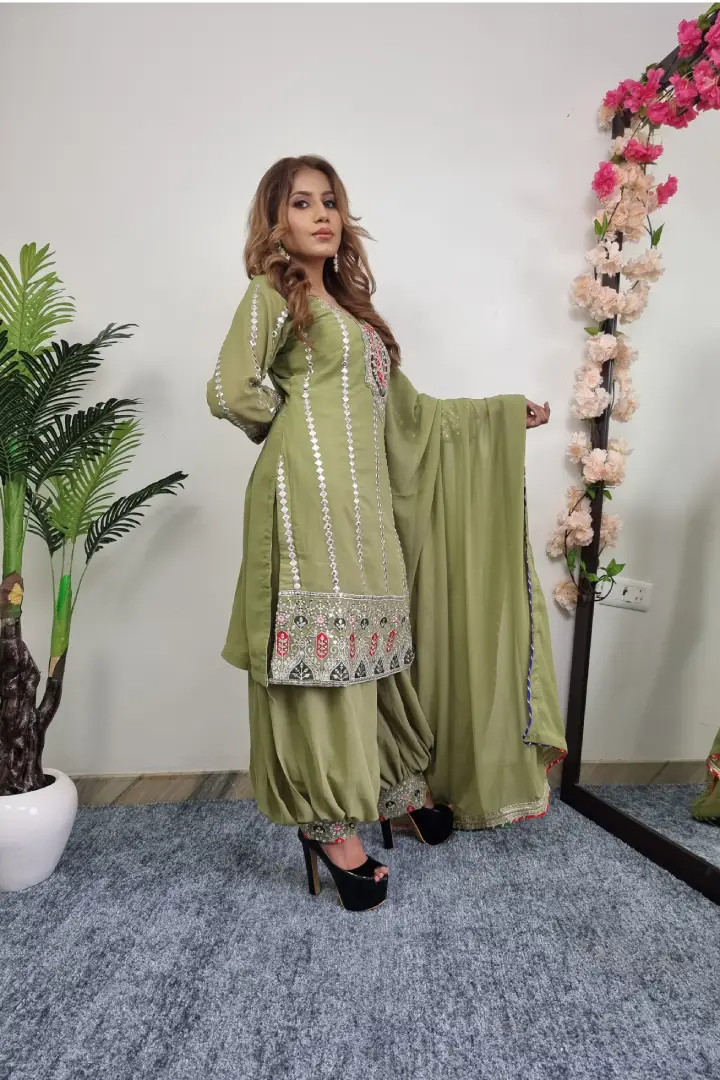 Staright Suit With Patiala Salwar Bottom In Green