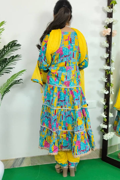 Anarkali Flared Kurta Set In Printed Yellow With Mul Duppatta