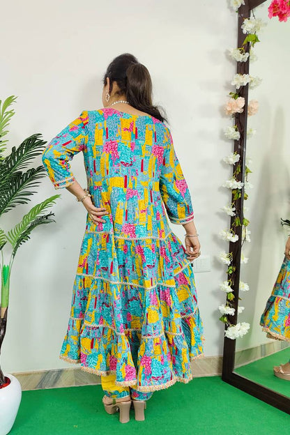 Anarkali Flared Kurta Set In Printed Yellow With Mul Duppatta