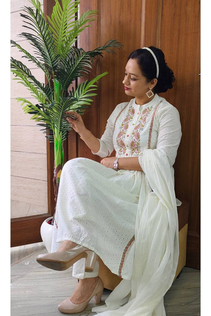 Chikan Embroidered Band Neck Kurta Set With Mul Duppatta In Off white