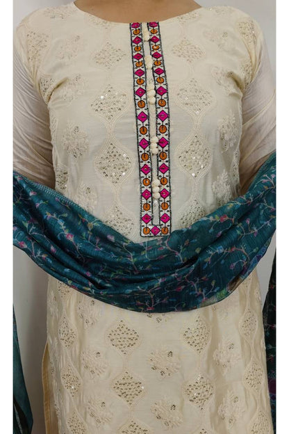 Straight ThreadWork Embroidered Kurta Set with Organza Printed Duppatta