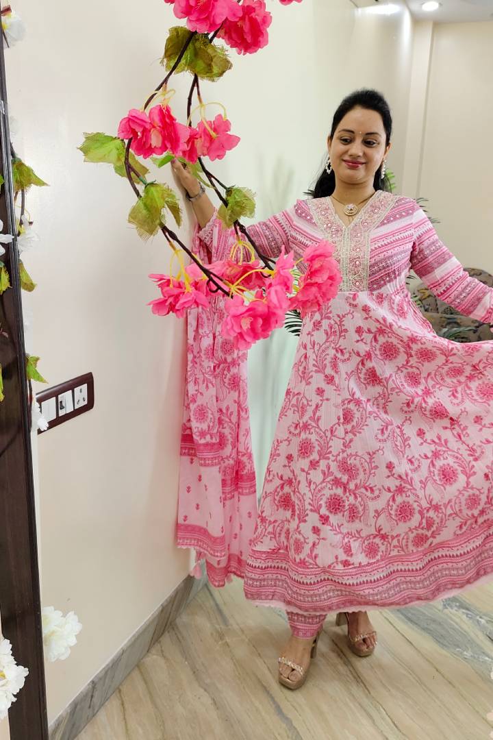 Anarkali Printed MulMul Kurta Set With  Duppatta In Pink