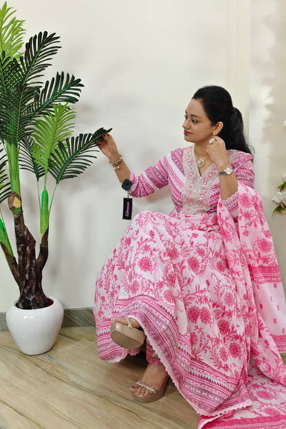 Anarkali Printed MulMul Kurta Set With  Duppatta In Pink