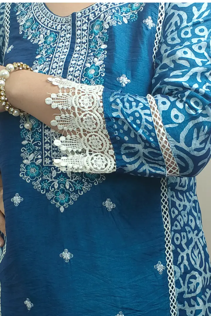Straight Pakistani Kurta Set With Duppatta in neon Peacock blue
