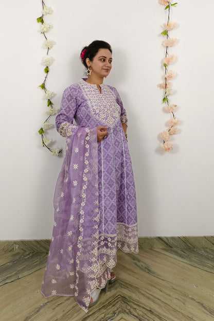 Anarkali MulMul Kurta set With Embroidered Duppatta in Lavender