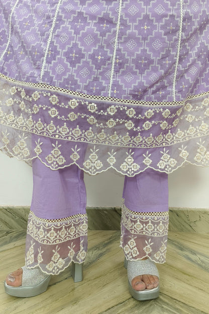 Anarkali MulMul Kurta set With Embroidered Duppatta in Lavender