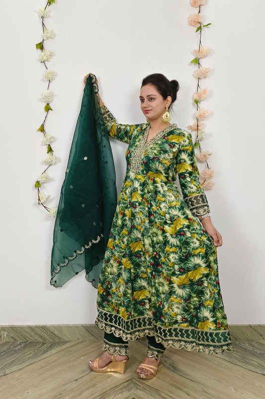 Anarkali Foil Printed Kurta Set With Organza Duppatta In Green