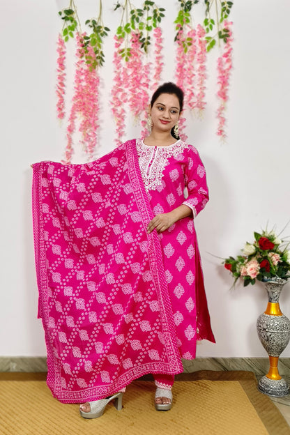 Straight Cotton Jaipuri Printed kurta Set With Duppatta In Pink