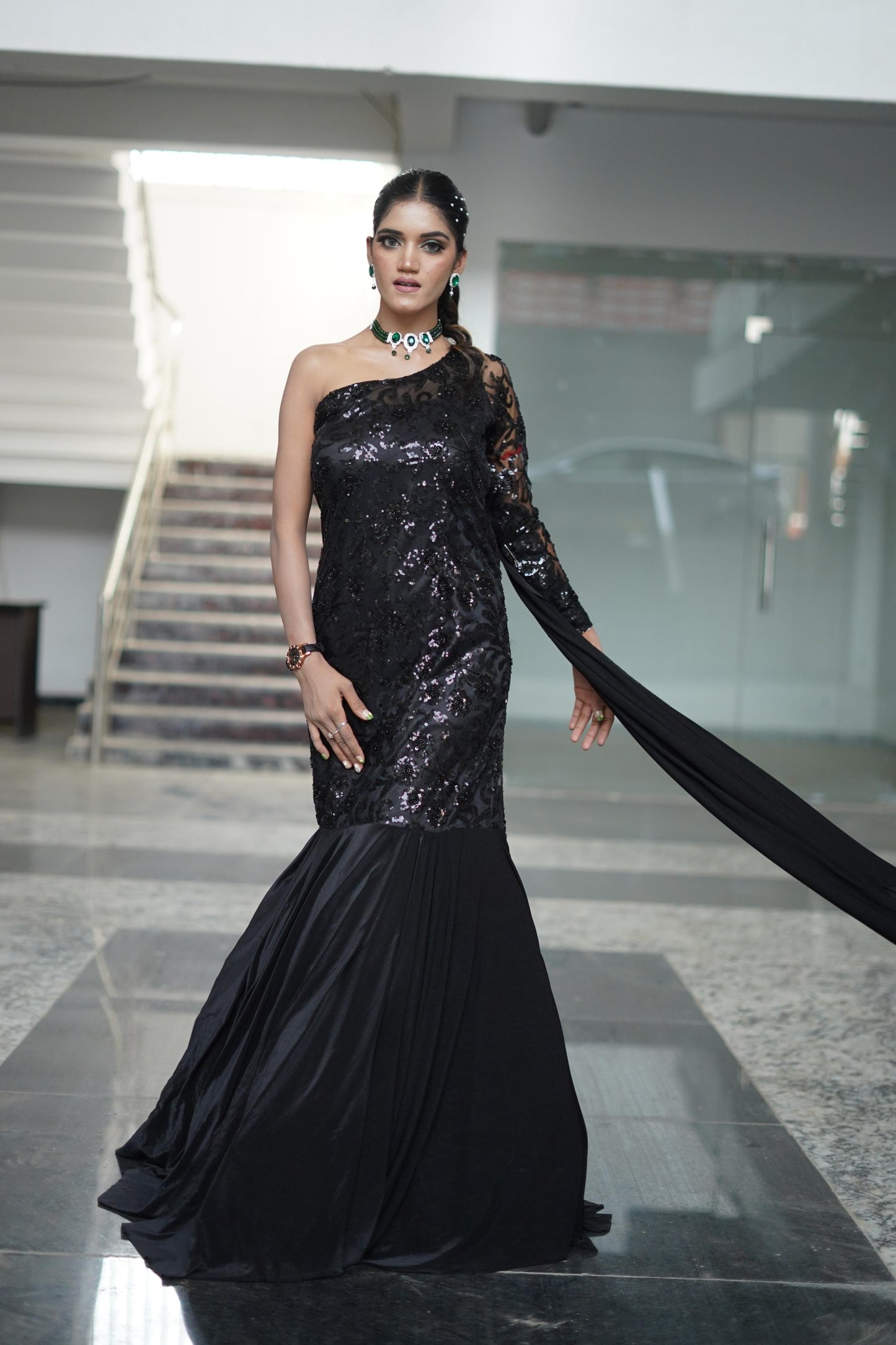 Beautiful Embellished One Side Shoulder Fish Cut Dress In Black