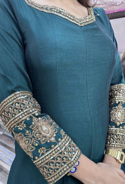 Designer V-Neck Anarkali Suit with Zari Embroidery & Border Dupatta