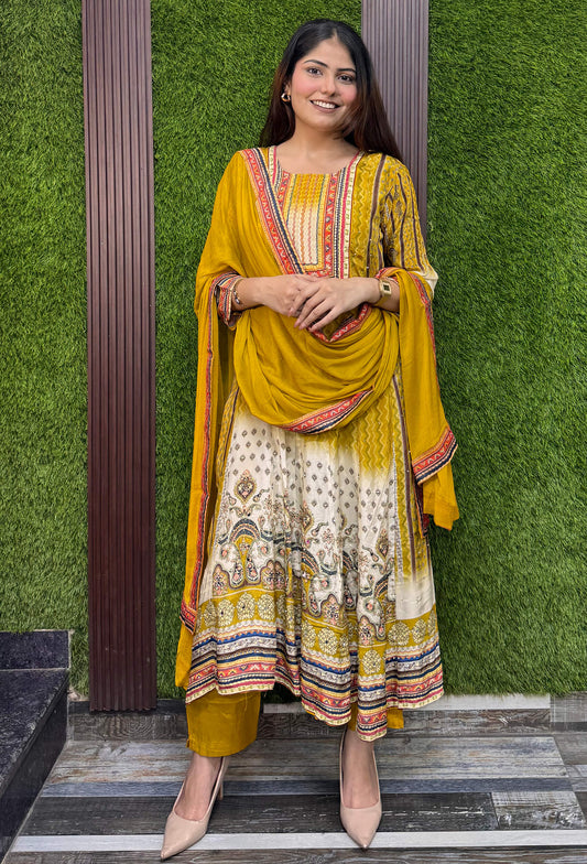 Designer Pure Crepe Digital printed Anarkali Suit With Chiffon Dupatta