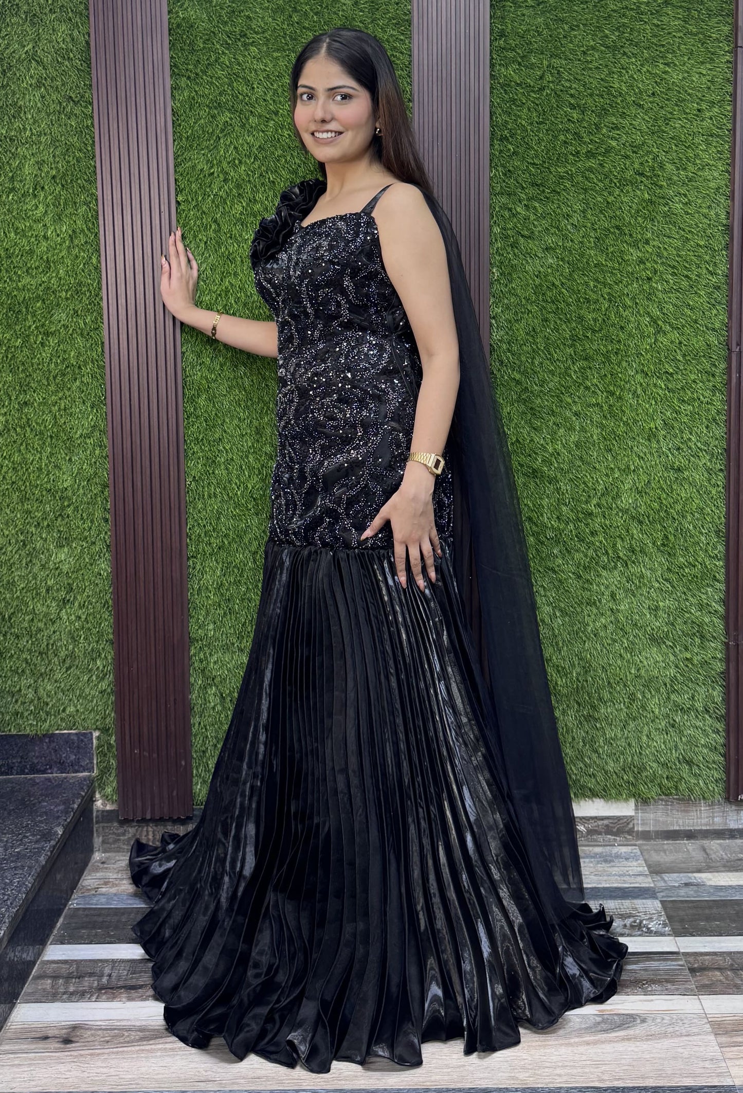 Cocktail Fish Cut Gown in Organza Silk with Spaghetti Strap