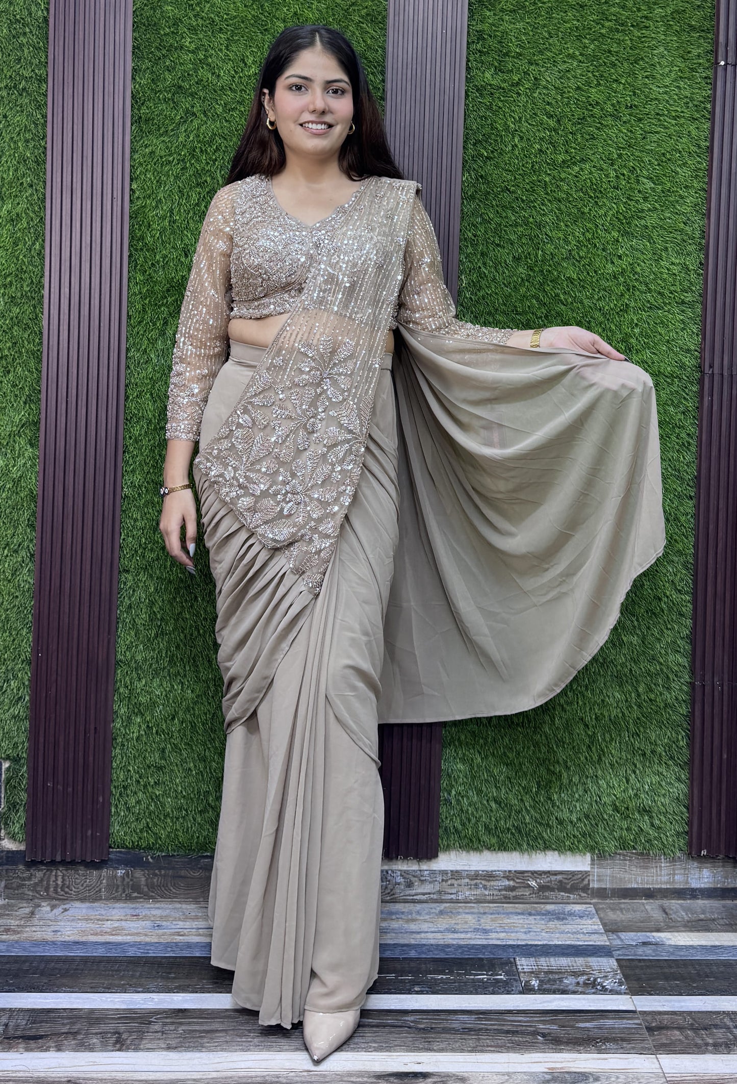 Handworked Blouse with Georgette Drape Saree & Palla