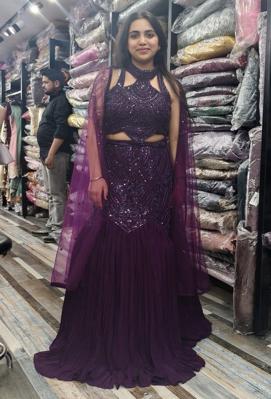 Halter Neck Style Fish Cut Dress with Separate Cape