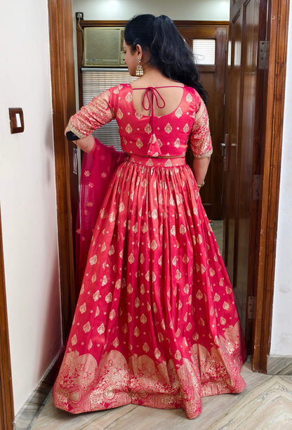 Pure Banarasi Lehenga Set with Half Sleeve Blouse & Net Dupatta