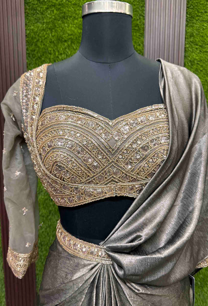 Readymade Crinkled Saree with Open Palla Design