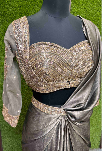 Readymade Crinkled Saree with Open Palla Design