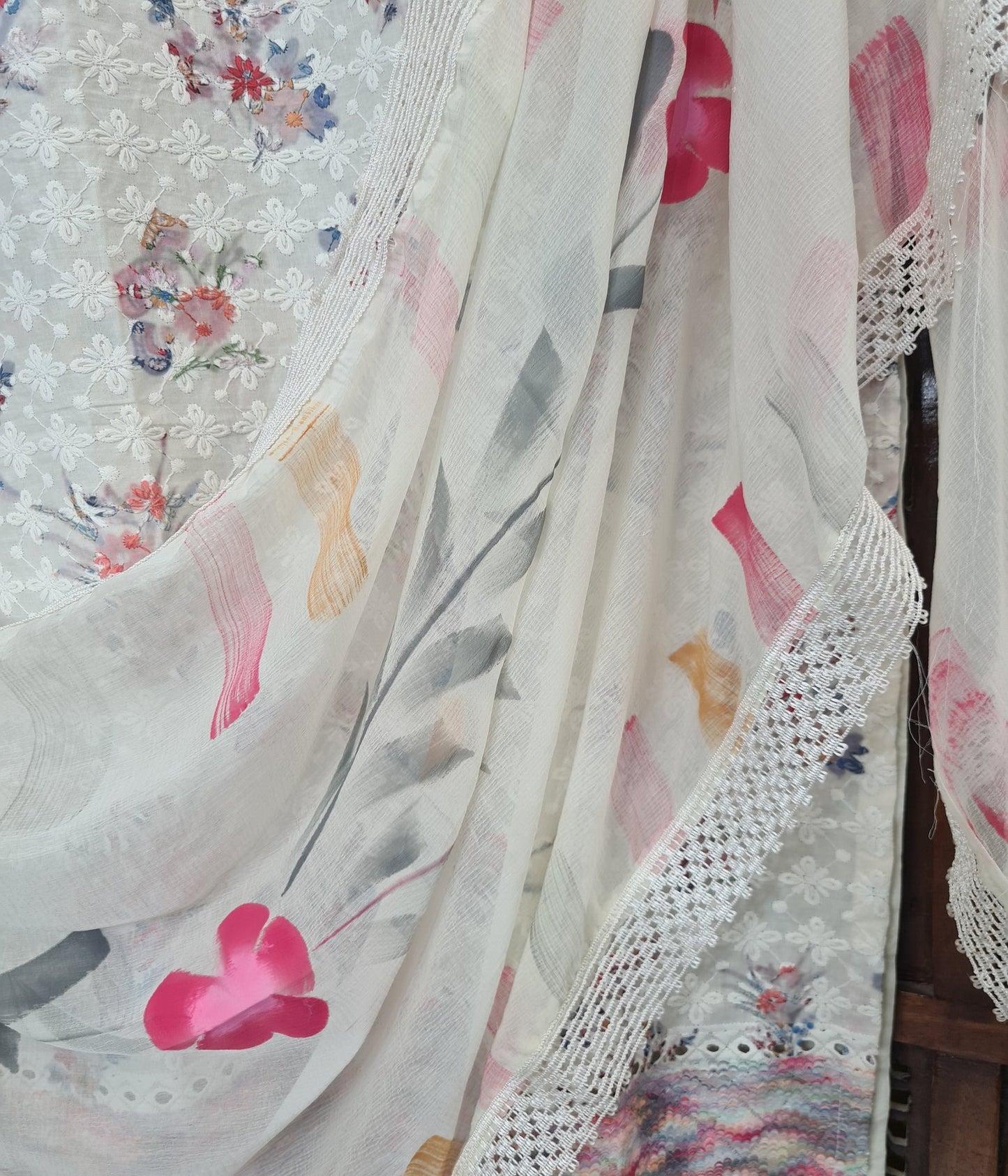 Straight kurta Set in Chikan Work White-spendworthclothing-Color_Off White,Cotton-Suits-sets,Easy-Returns,Free-Shipping,Item Type_Cotton Suits Sets,Material_Cotton,Size_Large,Size_Medium,Size_Small,Size_XL,Speedy-Deliveries,SUIT-SETS